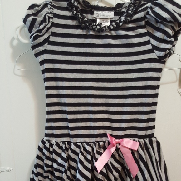 Adorable dress for your little girl! - Picture 1 of 3